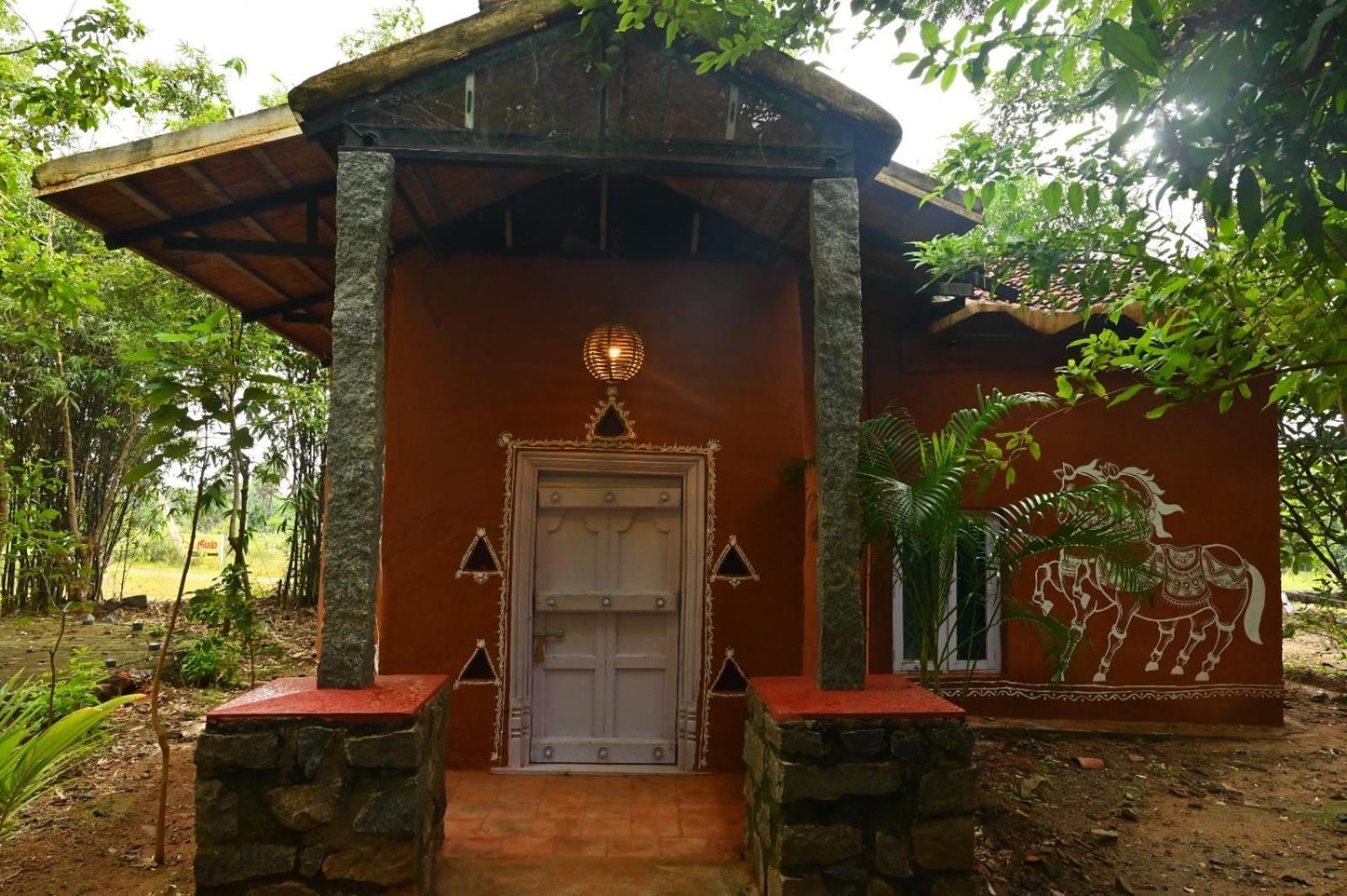 Pathayam Inn Tiruvannāmalai Buitenkant foto