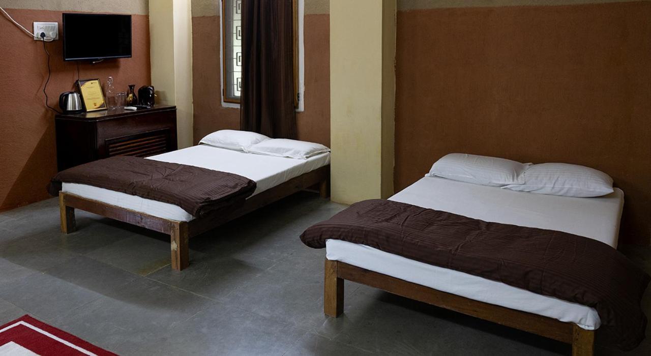 Pathayam Inn Tiruvannāmalai Buitenkant foto